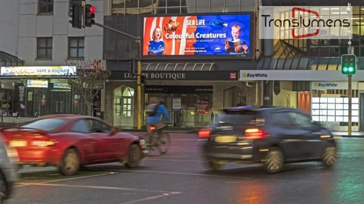 P5.95 Outdoor LED Signs